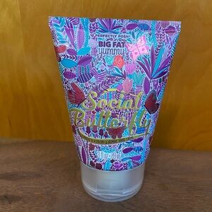 Perfectly Posh Big Fat Yummy Social Butterfly
